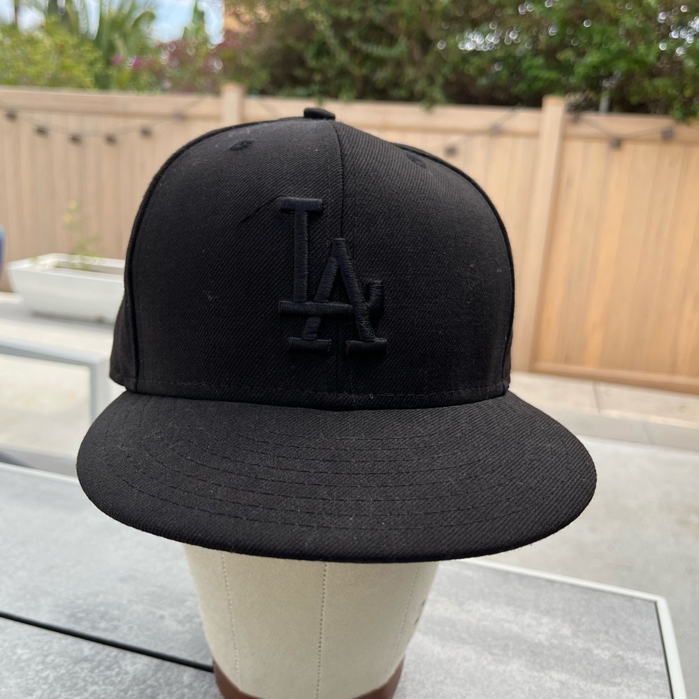 LA Dodgers Black On Black  Ball Cap Sz 7 3/8